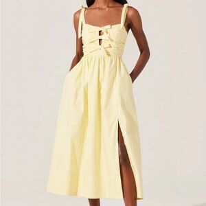 ASTR the label Helia Bow Front Midi Dress in Lemon